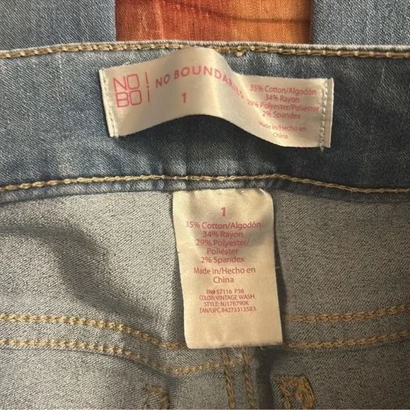 No Boundaries Light Blue Skinny Jeans - Picture 9 of 11